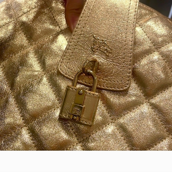 Designer BURBERRY Brooke Metallic Calfskin Quilted Hoxton Hobo - Picture 4 of 12